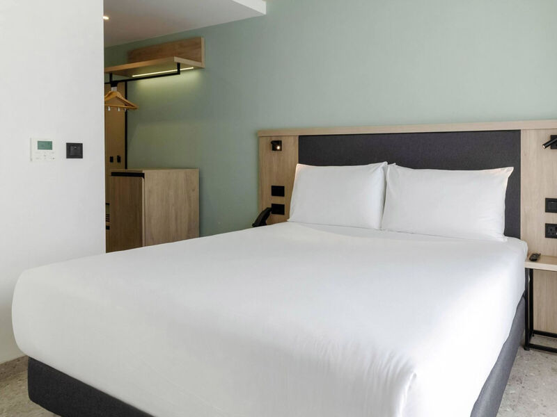 Hotel Levante St Julian´S Affiliated By Melia