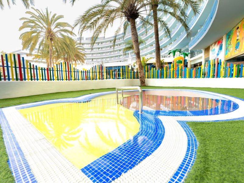 Hotel Mediterranean Palace