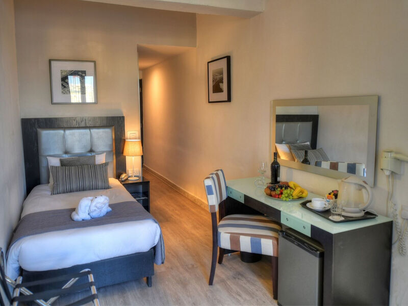 Hotel St. Julians Bay