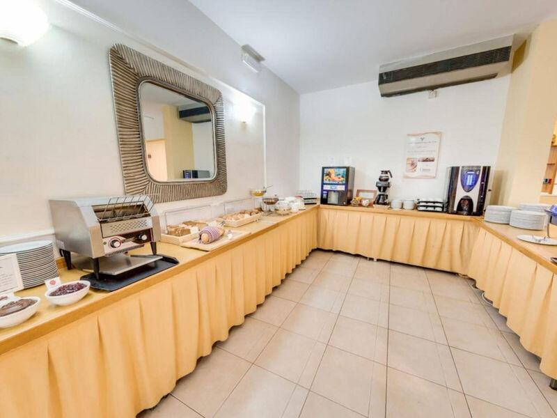 Hotel St. Julians Bay