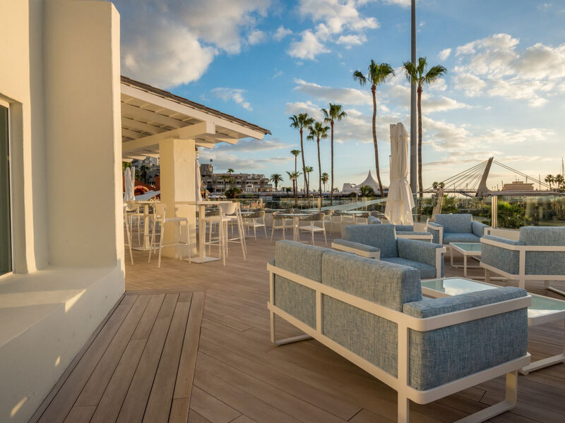 Hovima La Pinta Beachfront Family