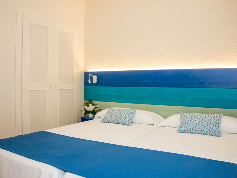 Hovima La Pinta Beachfront Family