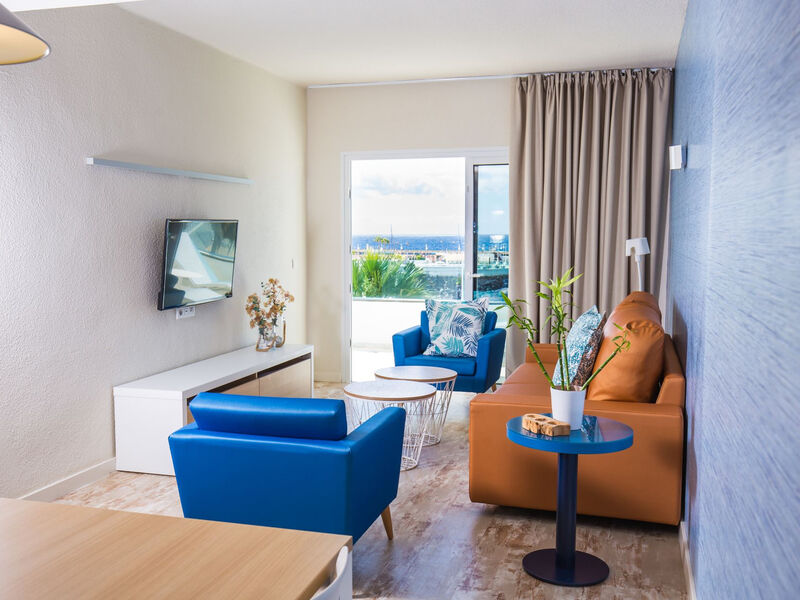 Hovima La Pinta Beachfront Family
