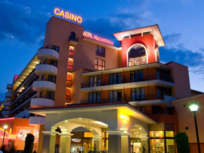 Hrisantema, Hotel