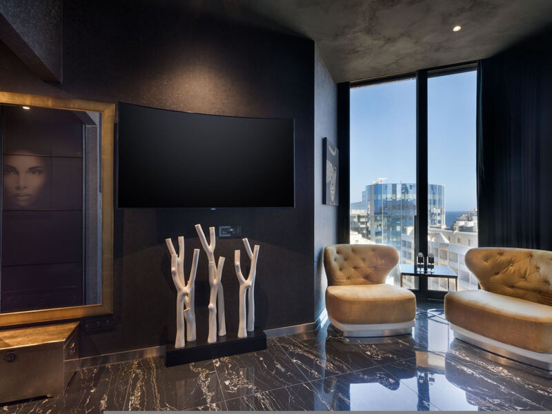 Hugo’S Boutique Hotel