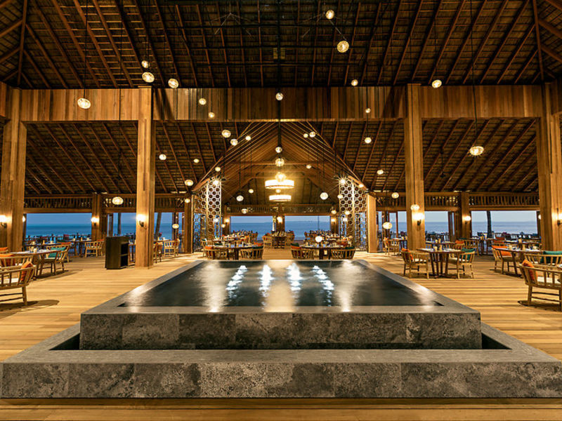 Hurawalhi Island Resort