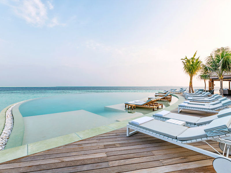 Hurawalhi Island Resort