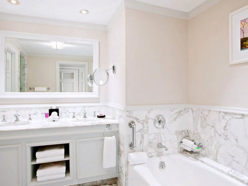 Hyatt Ziva Rose Hall