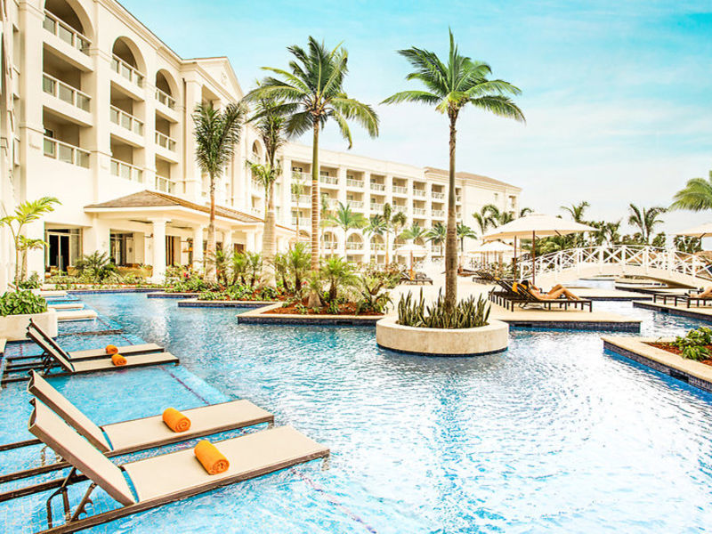 Hyatt Ziva Rose Hall