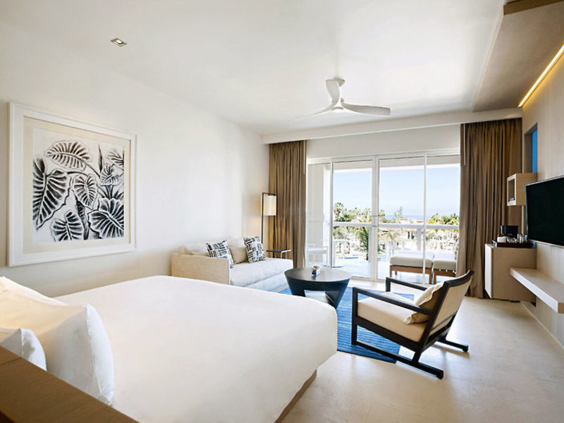 Hyatt Ziva Rose Hall
