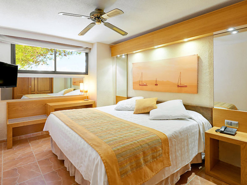IBEROSTAR Jardin del Sol Suite