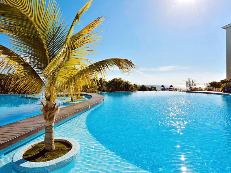 IBEROSTAR Rose Hall Beach