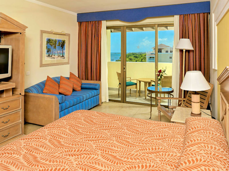 IBEROSTAR Rose Hall Beach