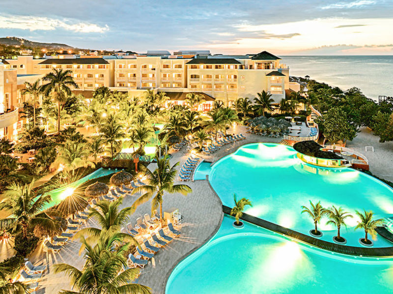 IBEROSTAR Rose Hall Beach