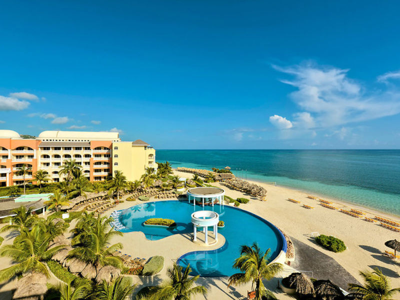 IBEROSTAR Rose Hall Suites