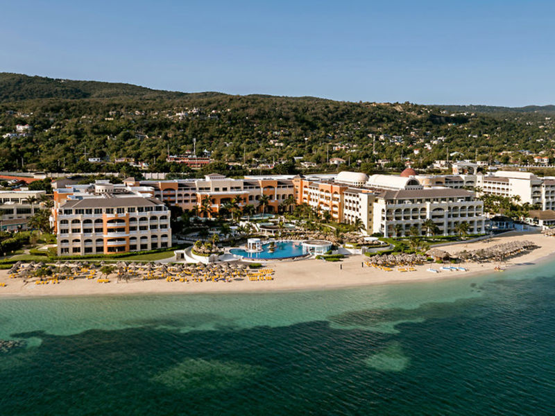 IBEROSTAR Rose Hall Suites