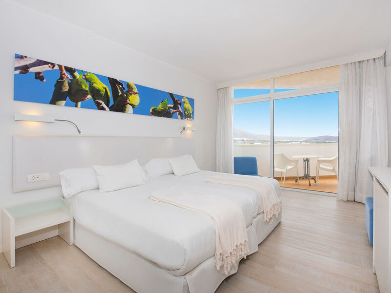 Iberostar Waves Bouganville Playa