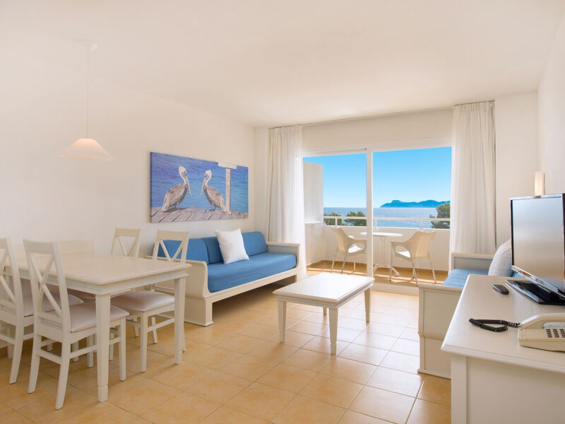 Iberostar Waves Ciudad Blanca