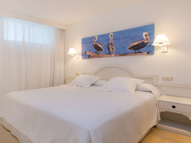 Iberostar Waves Ciudad Blanca