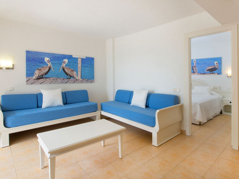 Iberostar Waves Ciudad Blanca