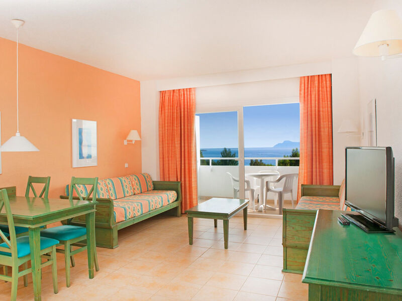 Iberostar Waves Ciudad Blanca