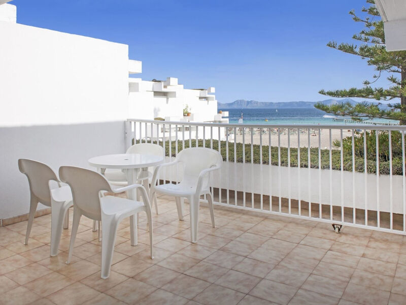 Iberostar Waves Ciudad Blanca