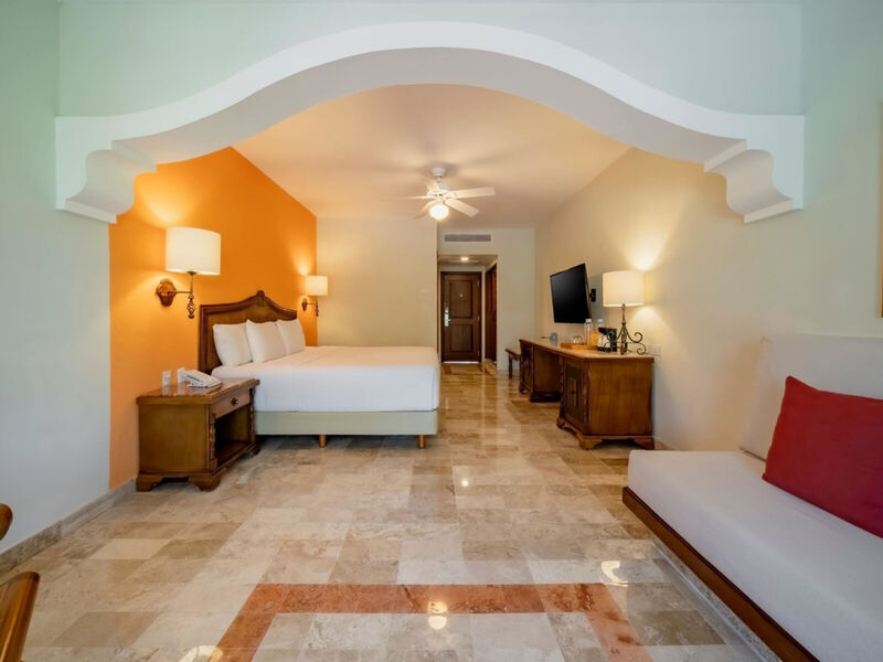 Iberostar Waves Paraíso Beach