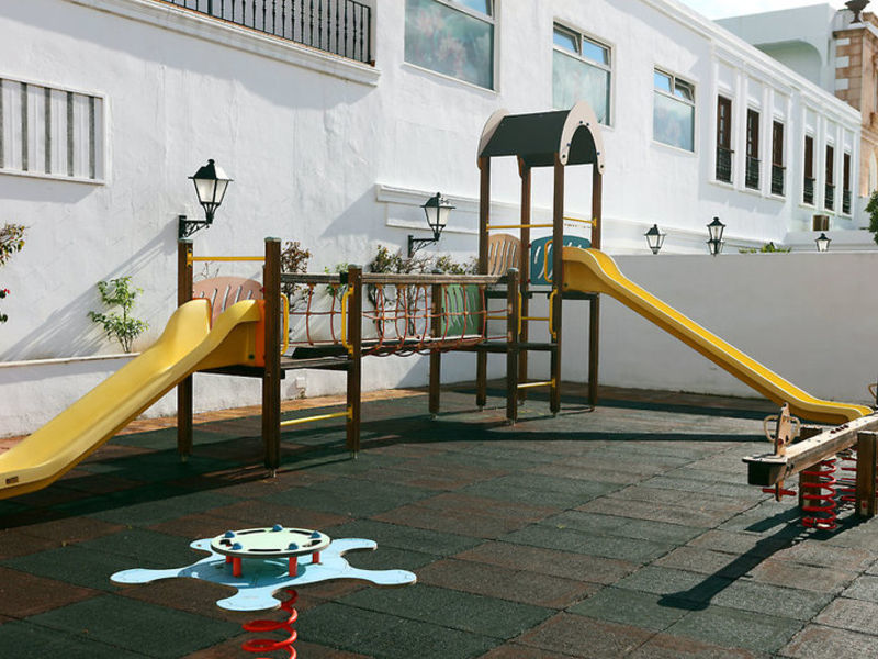 IBS Costa del Sol, unlimited