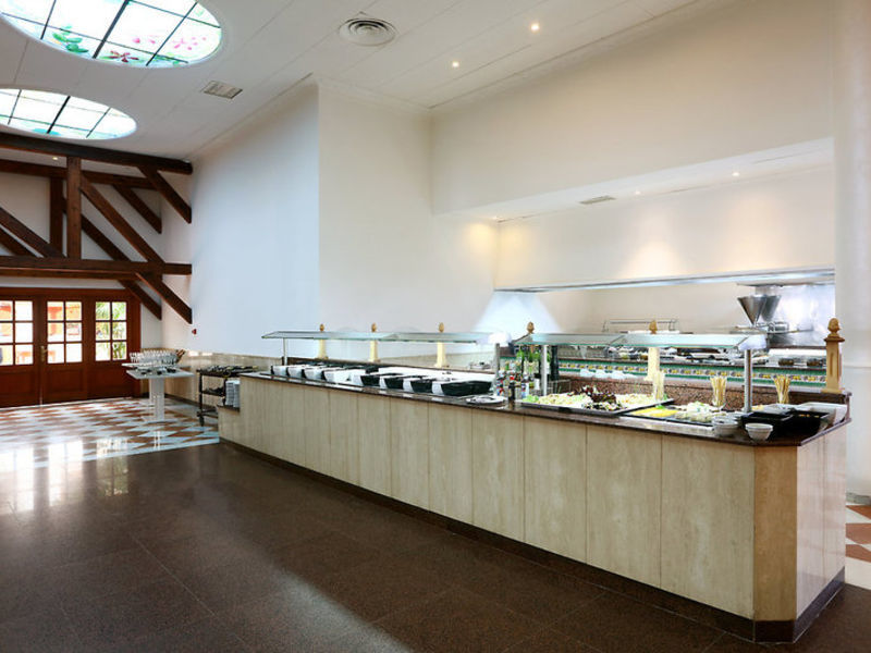 IBS Costa del Sol, unlimited