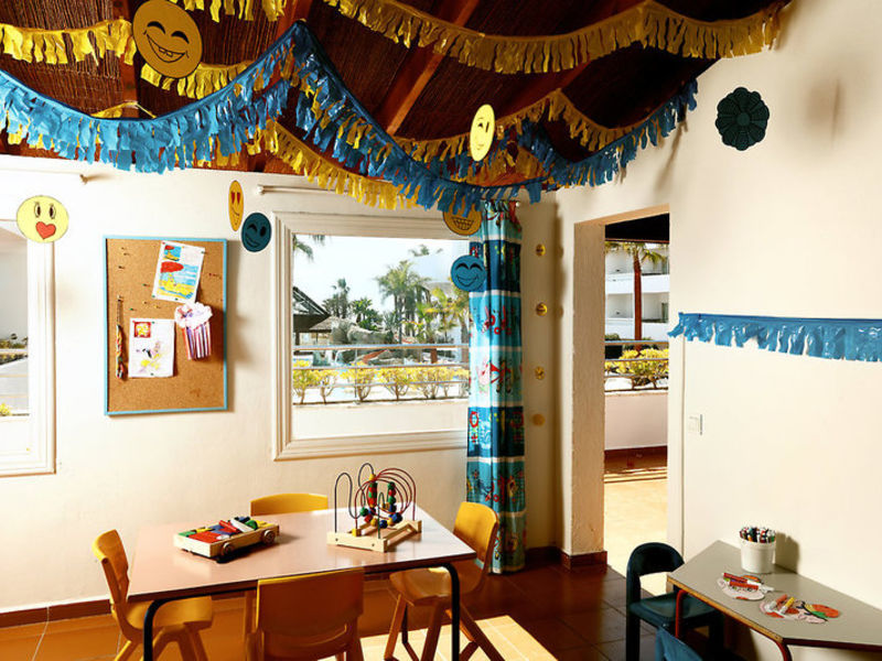 IBS Costa del Sol, unlimited