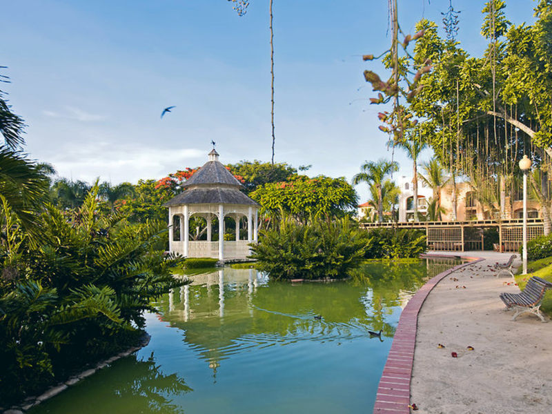 IBS Hacienda Dominicus SP Pack