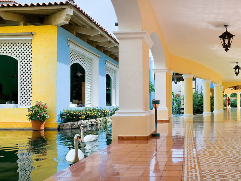 IBS Hacienda Dominicus SP Pack