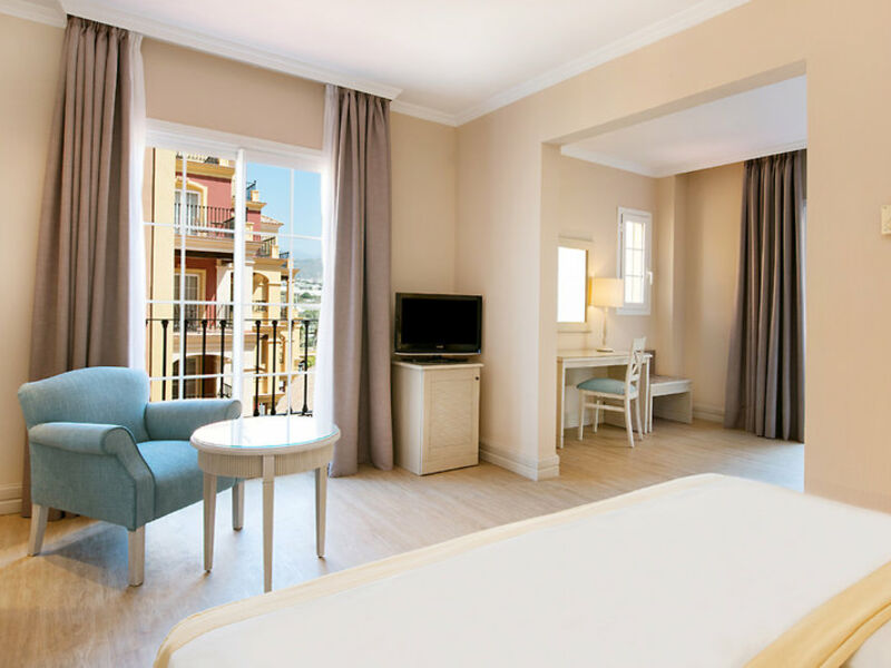 IBS Malaga Playa, unlimited