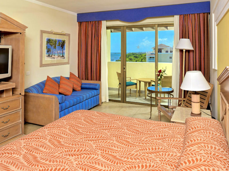 IBS Rose Hall Beach SP PACK