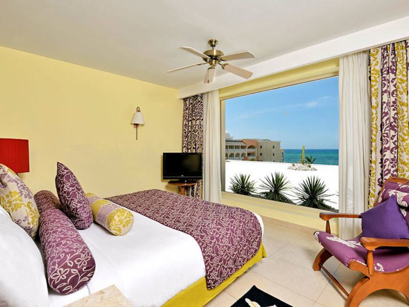 Ibs Rose Hall Suites Kombi