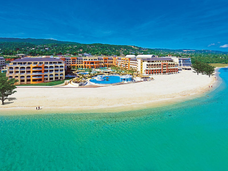 IBS Rose Hall Suites SP PACK