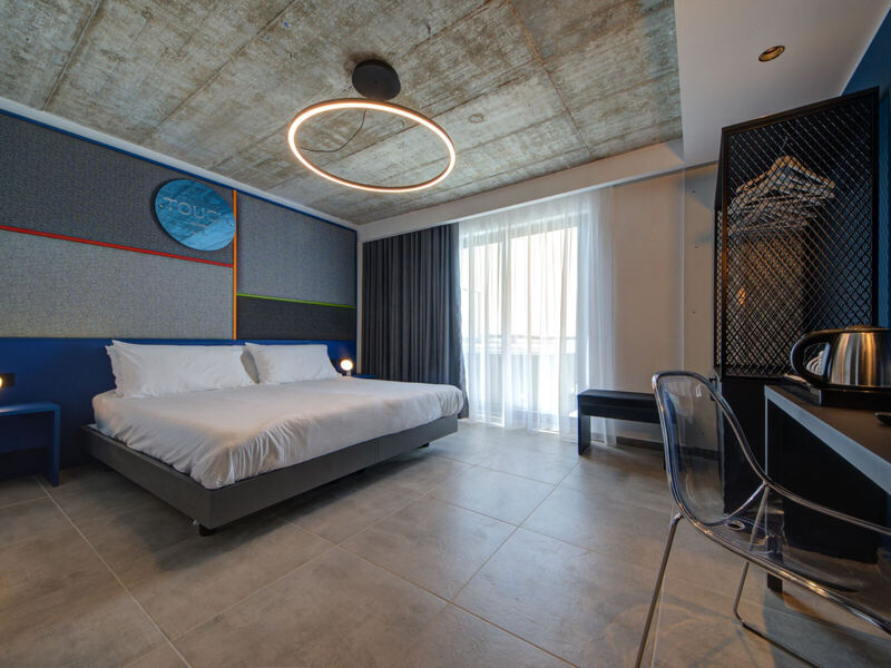 Ikyk Hotel
