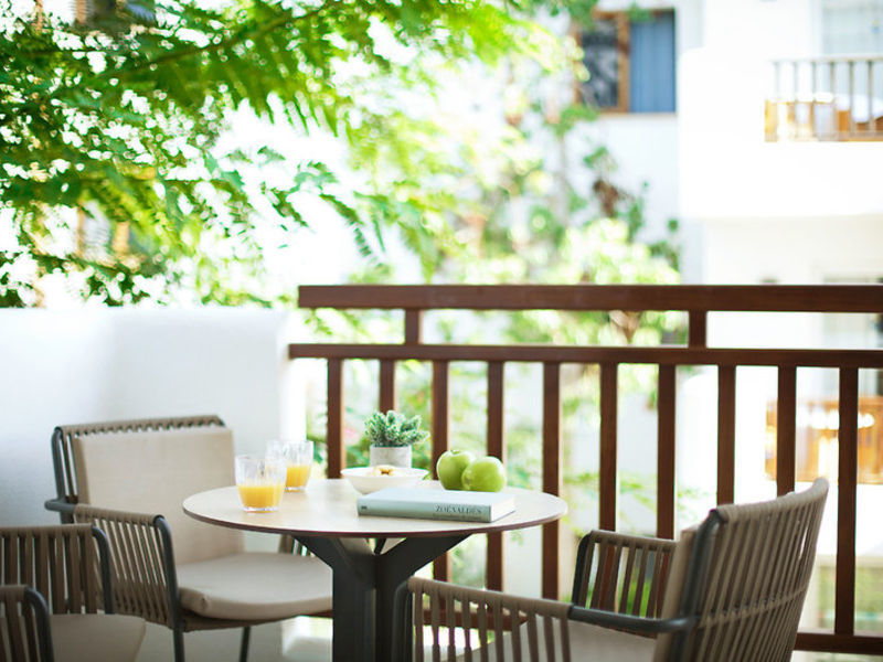 Inturotel Esmeralda Park,