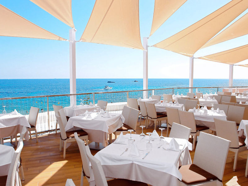 Invisa Club Cala Blanca