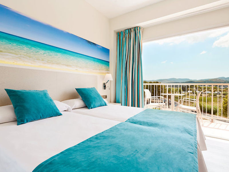 Invisa Hotel Es Pla