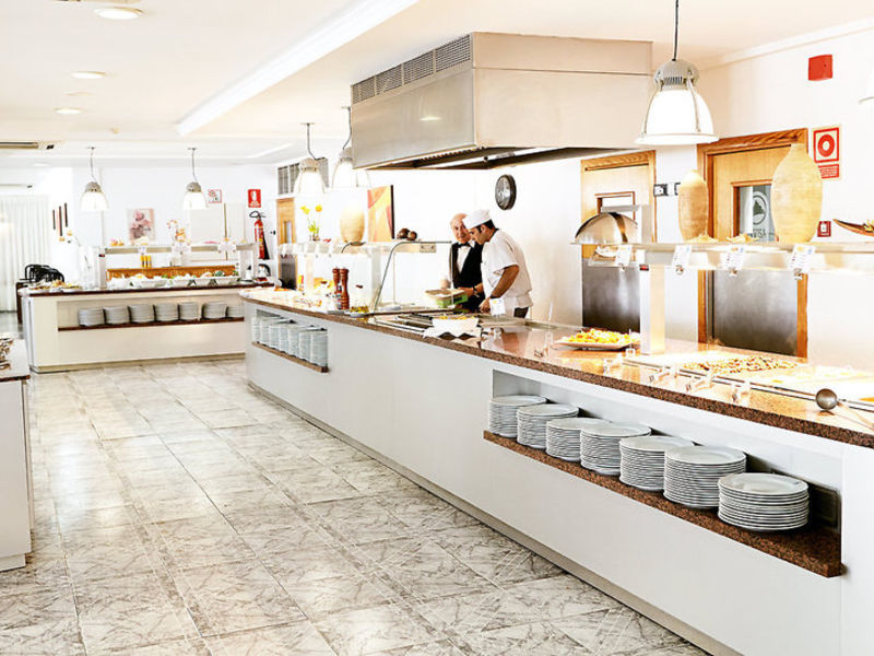 Invisa Hotel Es Pla