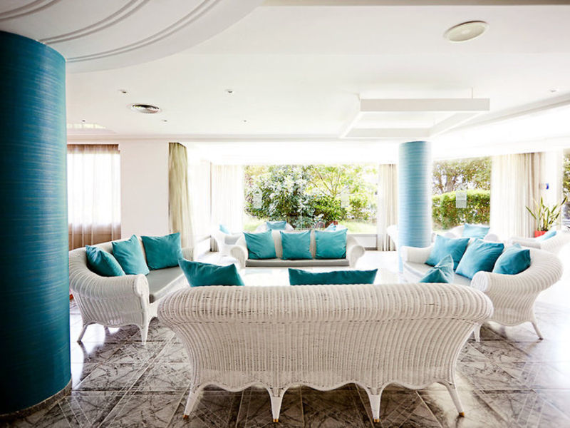 Invisa Hotel Es Pla