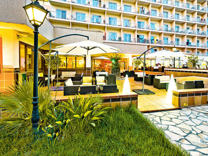 Invisa Hotel Es Pla