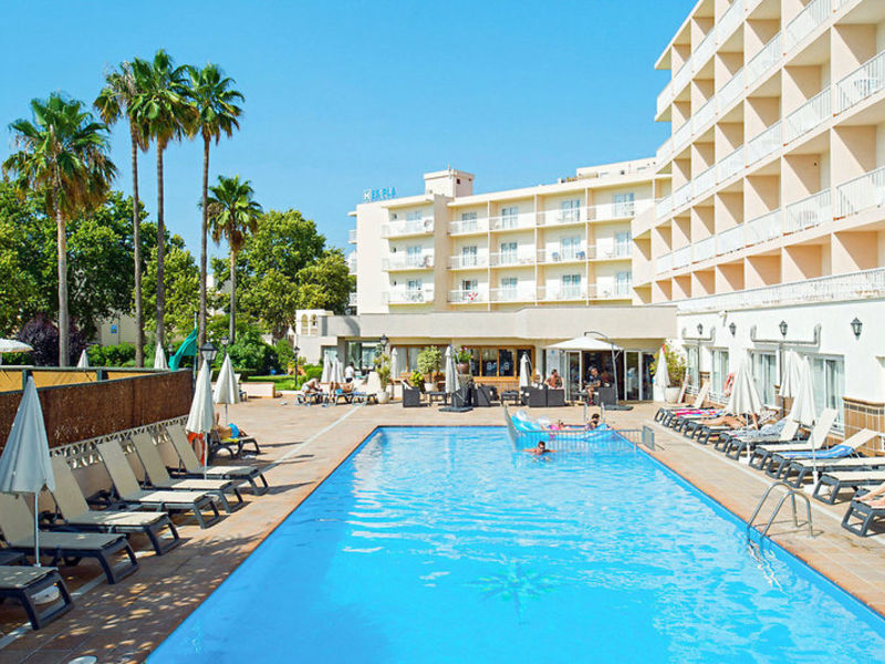 Invisa Hotel Es Pla