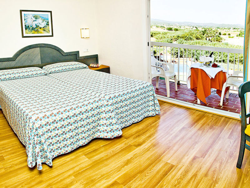 Invisa Hotel Es Pla