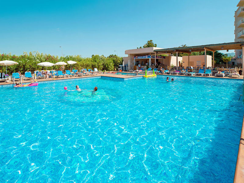 Invisa Hotel Es Pla