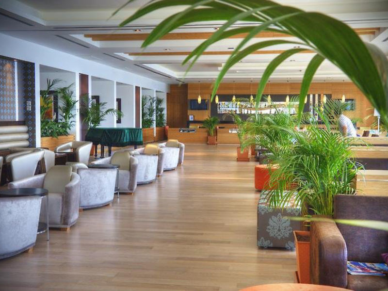 Isis Hotel & Spa