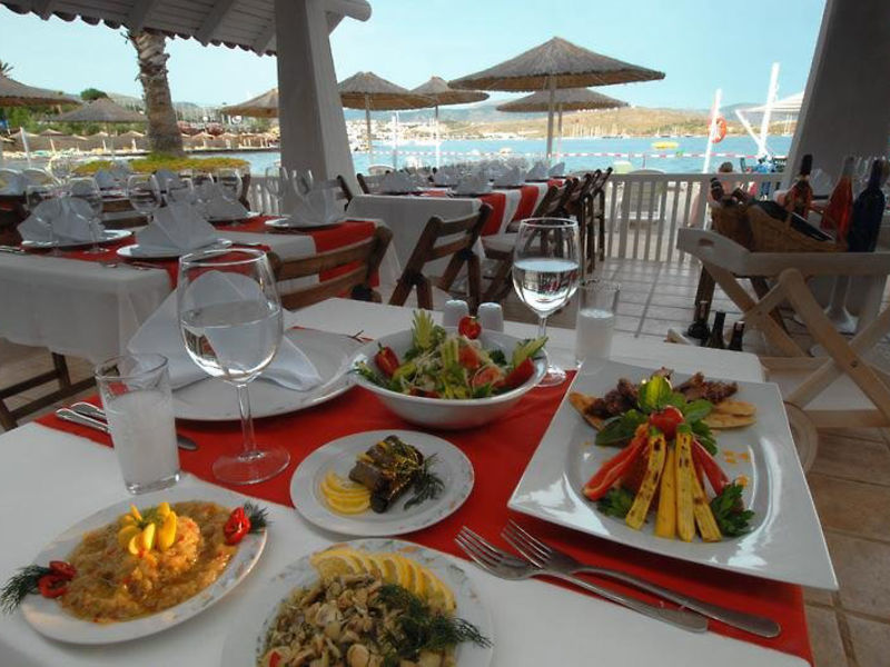 Isis Hotel & Spa