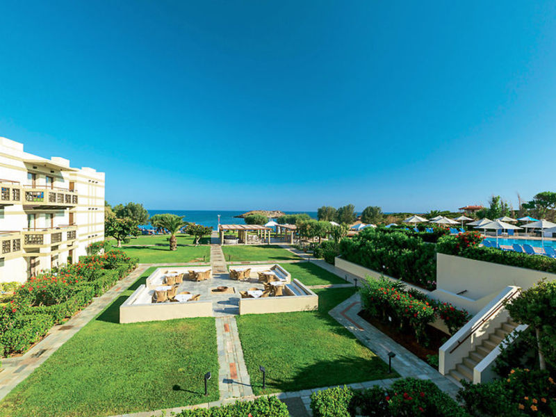 Iti Meli Palace