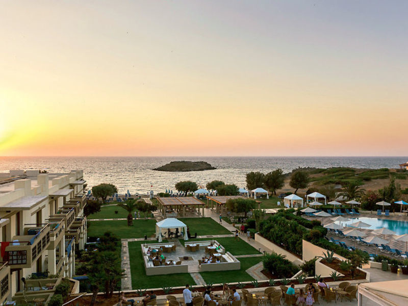 Iti Meli Palace